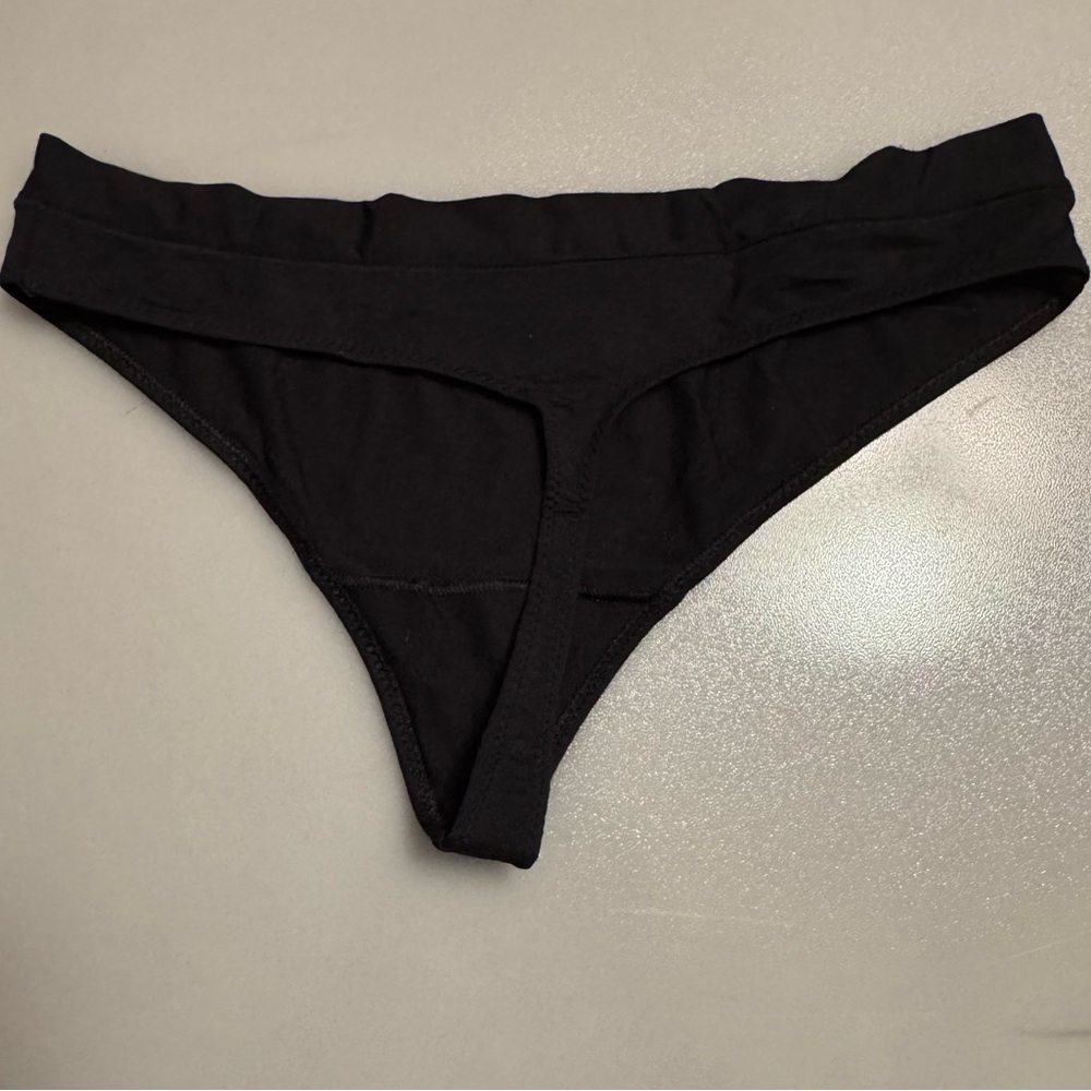 MeUndies Black Seamless Panties with Ribbed Waistband (new)